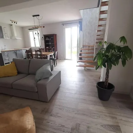 La Casetta Nel Borgo Nascosto - House With Private Garden Raffa