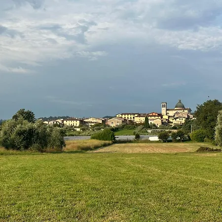 La Casetta Nel Borgo Nascosto - House With Private Garden בית נופש Raffa