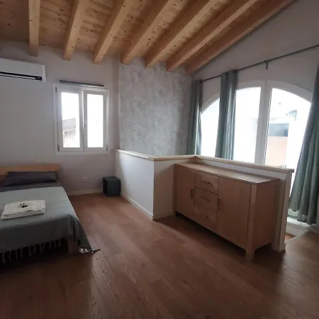 La Casetta Nel Borgo Nascosto - House With Private Garden Ferienhaus *