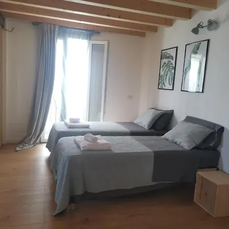 La Casetta Nel Borgo Nascosto - House With Private Garden